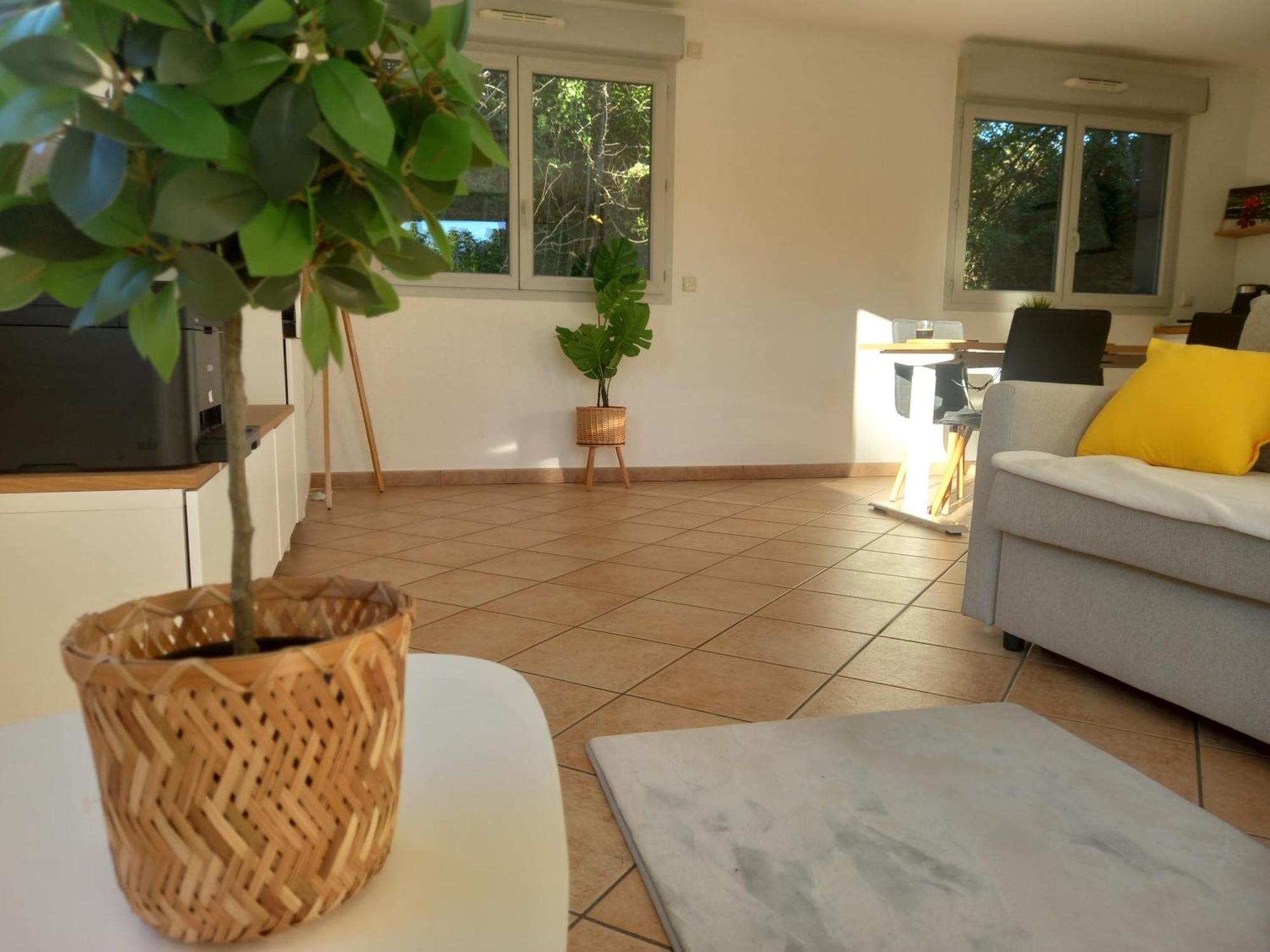 T2 De 56M2 - Geneve A 5 Min- Parking Prive Gratuit Leilighet Saint-Julien-en-Genevois Eksteriør bilde