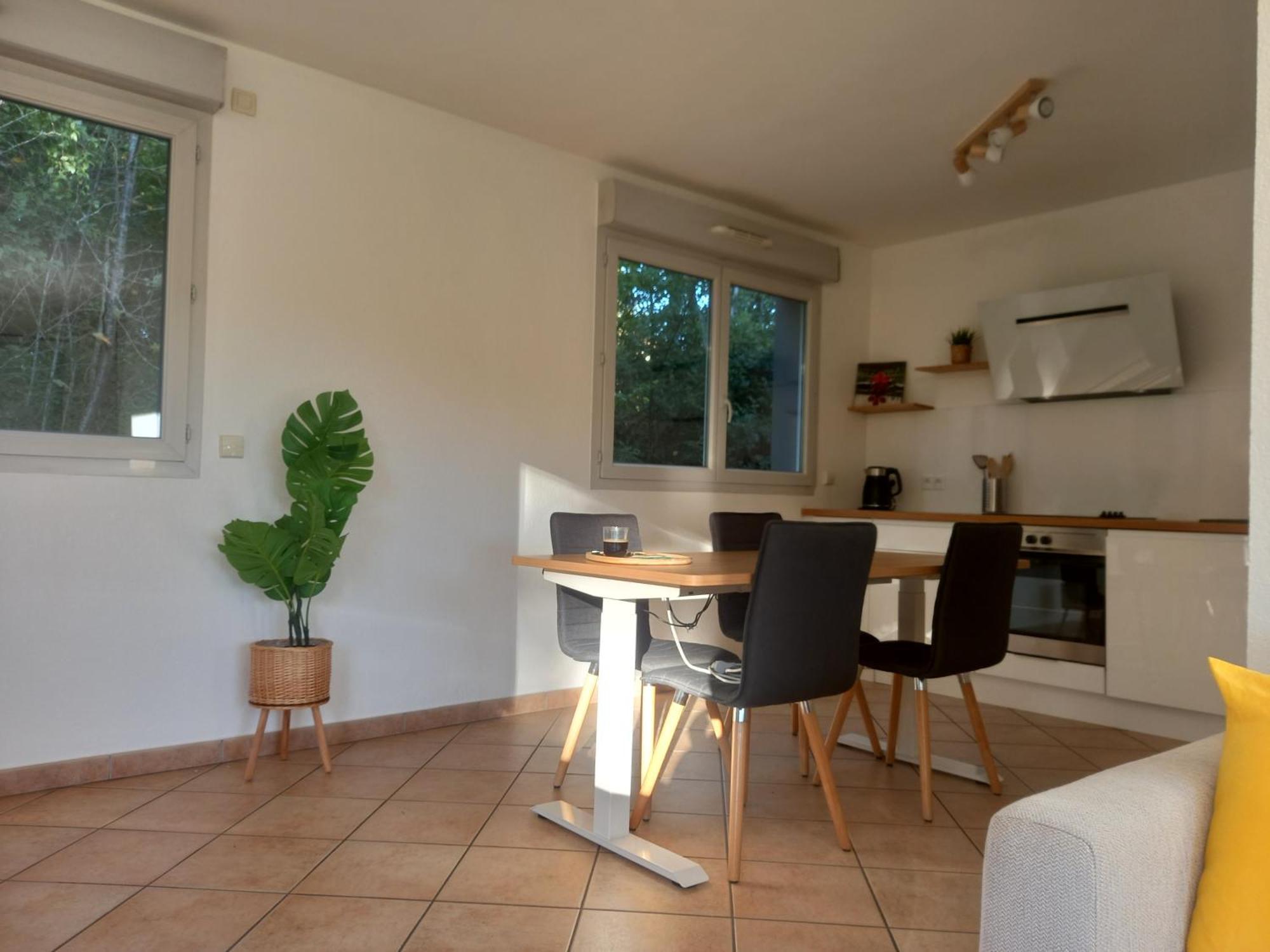 T2 De 56M2 - Geneve A 5 Min- Parking Prive Gratuit Leilighet Saint-Julien-en-Genevois Eksteriør bilde